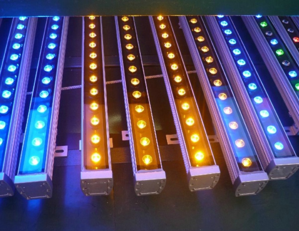 <b>ȪоQX5241��Ҫ��(y��ng)�������Ͳ��LED��� LED�(q��)�Ӻ���Դ</b>